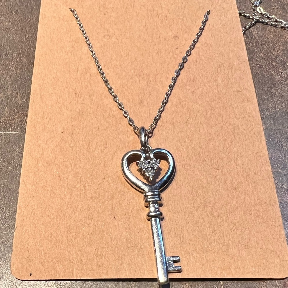 Key necklace / sterling silver